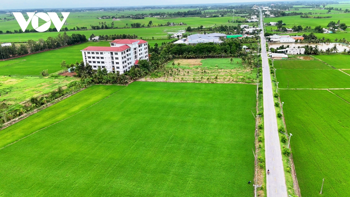 Cơ sở ĐH Công nghiệp Thực phẩm TP.HCM ở Trà Vinh: 17 năm phủ bụi hoang tàn